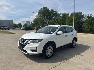 Used 2017 Nissan Rogue S video 1
