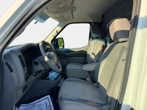 Used 2016 Nissan NV 2500 S w/ Power Package RWD image 9
