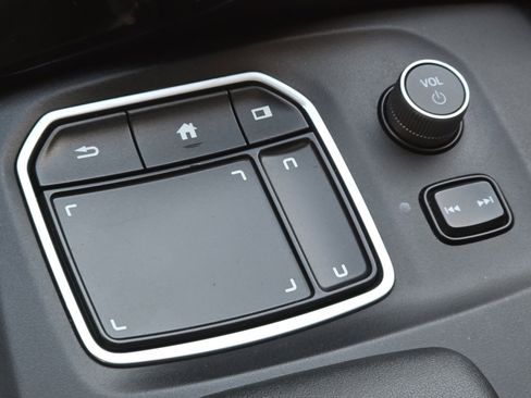 Used 2023 Acura TLX w/ Technology Package image 9