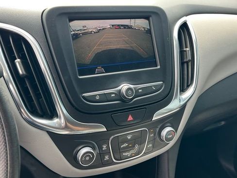 Used 2021 Chevrolet Equinox LT FWD image 24