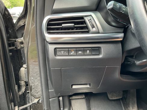 Used 2022 Kia Telluride S AWD/4WD image 11