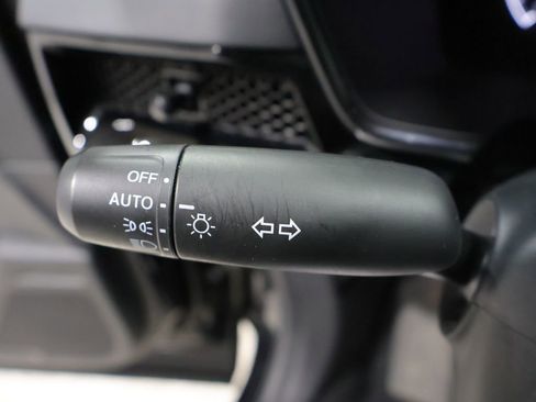 Used 2025 Honda CR-V EX-L image 39