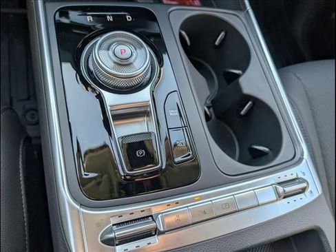 New 2026 Kia Carnival SX image 13