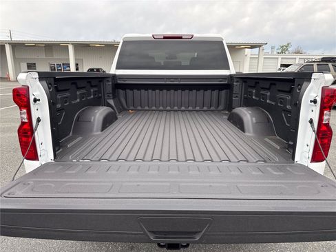 New 2026 Chevrolet Silverado 2500 Custom w/ Custom Value Package AWD/4WD image 32