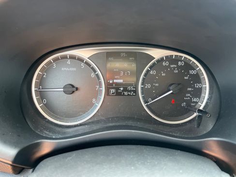 Certified 2024 Nissan Kicks S image 17