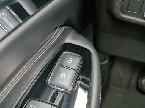 Used 2020 Lincoln Corsair Reserve w/ Equipment Group 201A AWD/4WD image 28