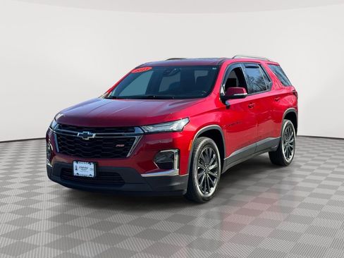 Used 2023 Chevrolet Traverse RS AWD/4WD image 2
