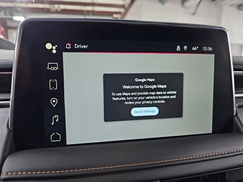 Used 2024 GMC Yukon XL AT4 w/ AT4 Premium Package AWD/4WD image 25