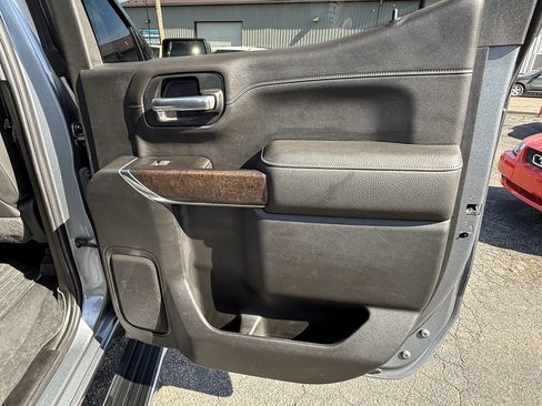 Used 2019 GMC Sierra 1500 Denali w/ Denali Ultimate Package image 31