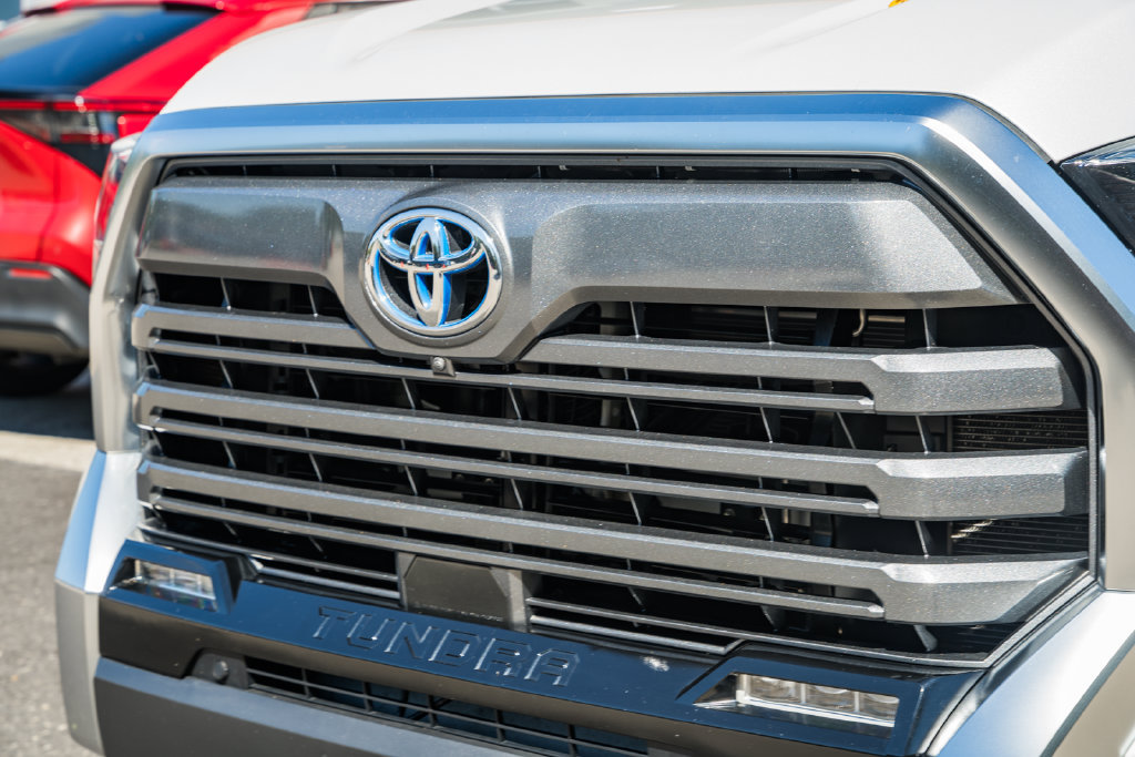 Used 2023 Toyota Tundra Limited AWD/4WD image 10