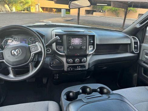 Used 2021 RAM 2500 Big Horn image 24