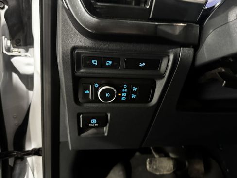 Used 2022 Ford F150 XLT w/ Equipment Group 302A High AWD/4WD image 35
