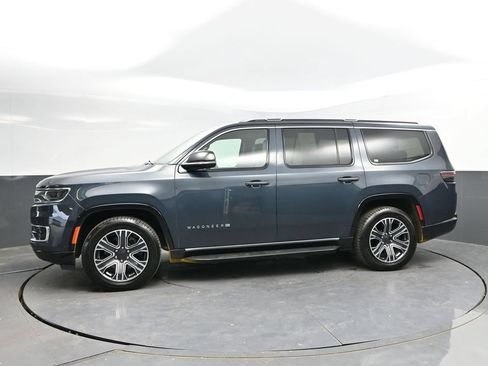 Used 2024 Jeep Wagoneer Series II w/ Flexible Seating Group AWD/4WD image 4