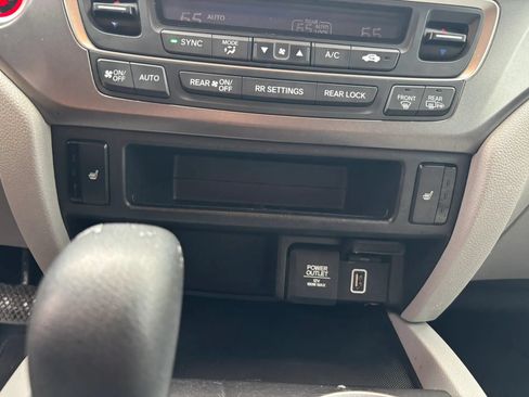 Used 2020 Honda Pilot EX image 17