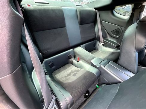 Used 2022 Toyota GR86 Premium w/ ALL Weather Mat Package (TMS) RWD image 22