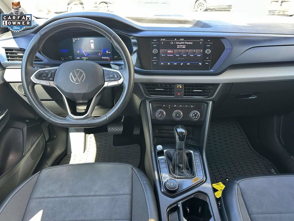 Used 2022 Volkswagen Taos SE AWD/4WD image 12