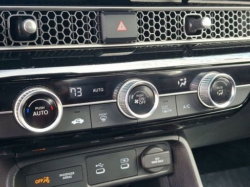 Used 2025 Honda Civic Sport image 15