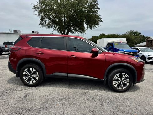 Used 2023 Nissan Rogue SV FWD image 5
