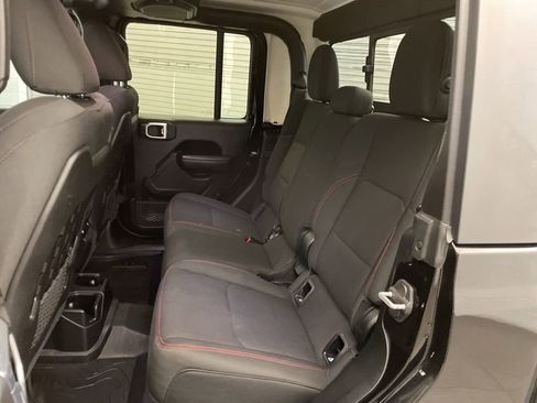 Used 2020 Jeep Gladiator Rubicon image 24