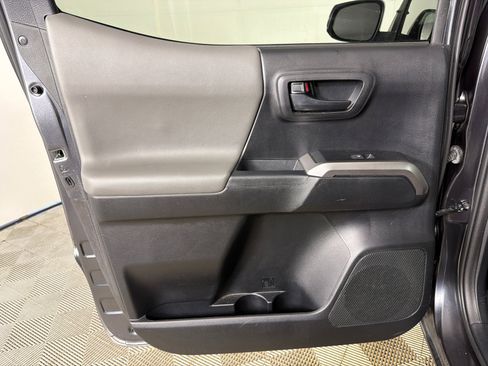 Used 2021 Toyota Tacoma SR5 RWD image 21