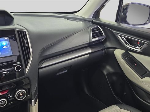 Used 2023 Subaru Forester Premium image 25