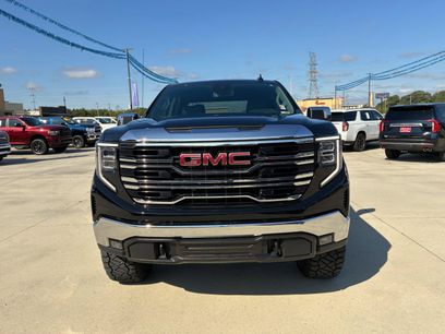 Used 2025 GMC Sierra 1500 SLT