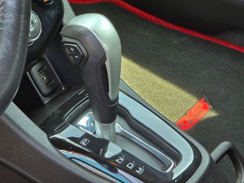 Certified 2020 Chevrolet Sonic LT FWD image 24