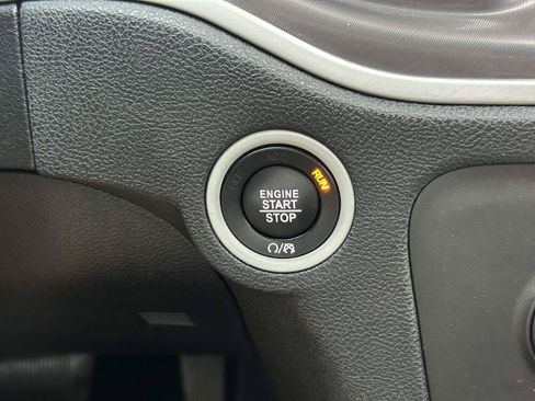 Used 2022 Dodge Charger GT RWD image 21