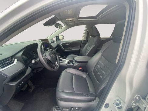 Used 2024 Toyota RAV4 XLE Premium w/ Weather Package AWD/4WD image 9