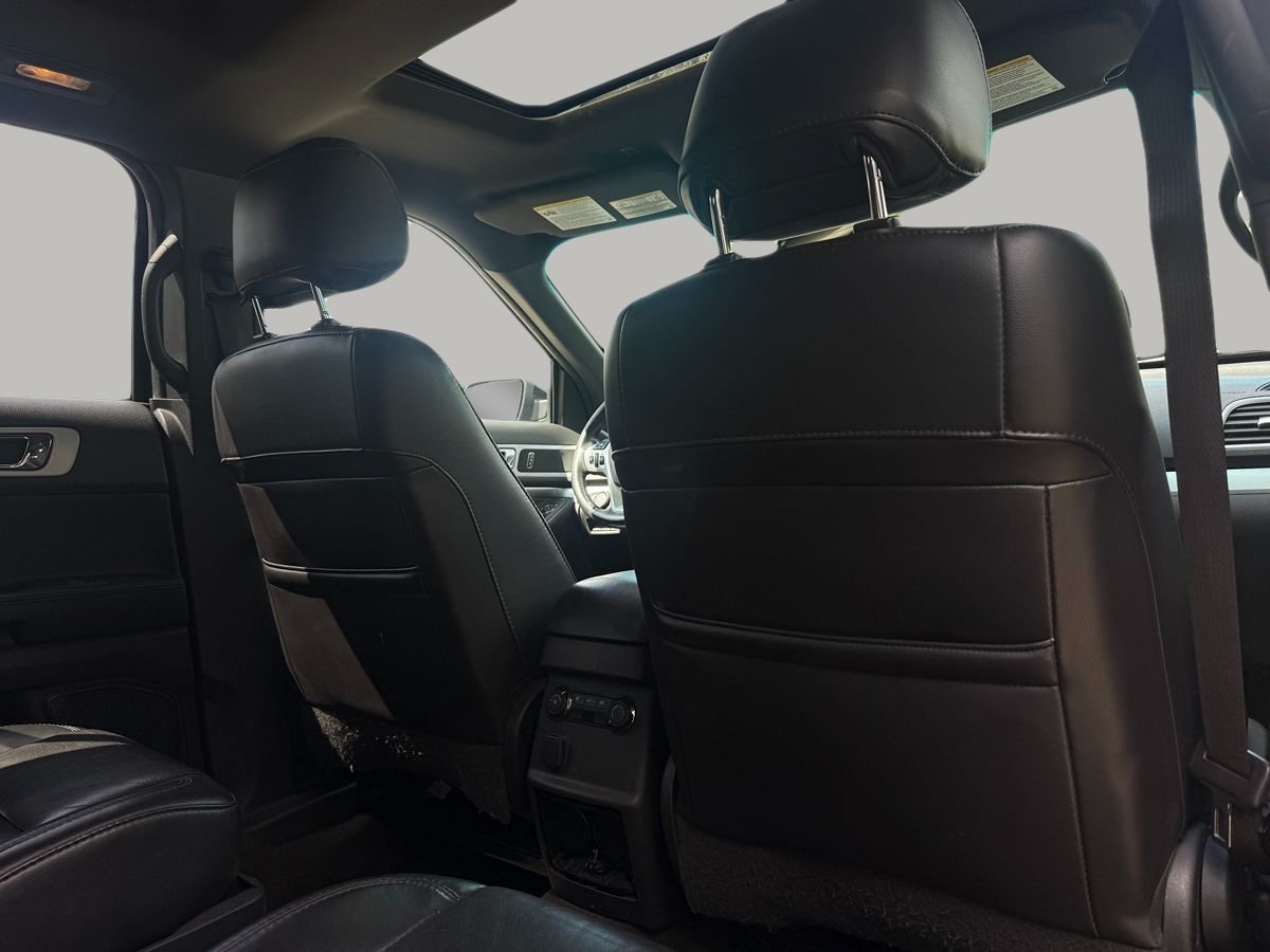 Used 2013 Ford Explorer XLT AWD/4WD image 14