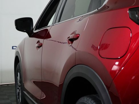 Used 2017 MAZDA CX-5 Touring w/ Preferred Equipment Package FWD image 10