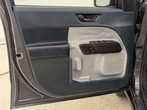 Used 2025 Ford Maverick XLT w/ Equipment Group 302A image 21