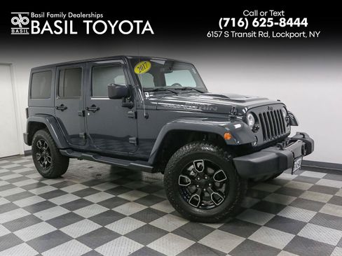 Used 2017 Jeep Wrangler Unlimited Sahara AWD/4WD image 1