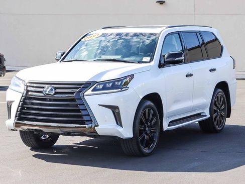 Used 2021 Lexus LX 570 4WD w/ Inspiration Series #2 image 3