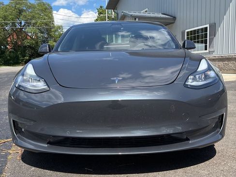 Used 2021 Tesla Model 3 Standard Range Plus RWD image 2
