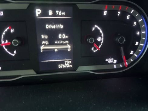 Used 2024 Hyundai Santa Cruz SEL image 2