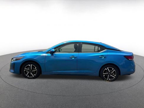 Used 2025 Nissan Sentra SV FWD image 7