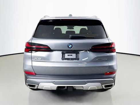 Used 2024 BMW X5 xDrive50e w/ Parking Assistance Package image 6