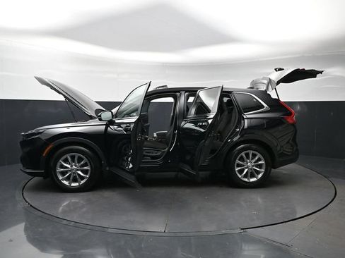 Certified 2025 Honda CR-V EX image 41