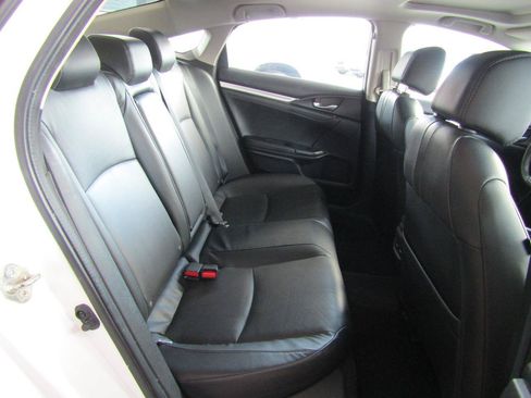 Used 2016 Honda Civic Touring image 13