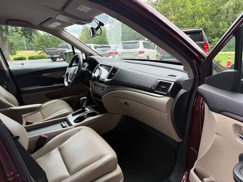 Used 2017 Honda Ridgeline RTL-T image 14