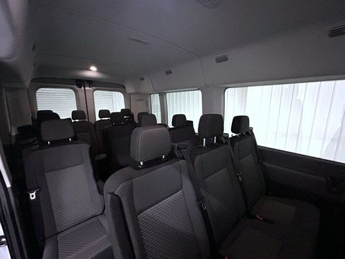 Used 2025 Ford Transit 350 XLT RWD image 18