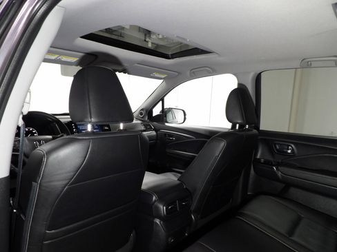 Used 2025 Honda Ridgeline RTL image 19