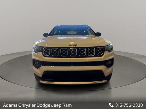 Used 2025 Jeep Compass Limited AWD/4WD image 2