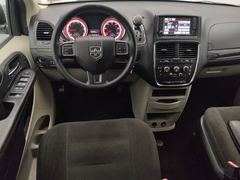 Used 2017 Dodge Grand Caravan SE w/ Power Window Group FWD image 22