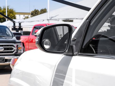 Used 2019 Toyota 4Runner Limited image 43