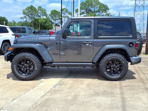Used 2021 Jeep Wrangler Sport AWD/4WD image 22