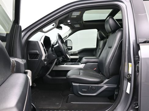 Used 2021 Ford F250 Lariat AWD/4WD image 9