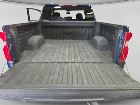 Used 2022 Chevrolet Silverado 1500 RST AWD/4WD image 47