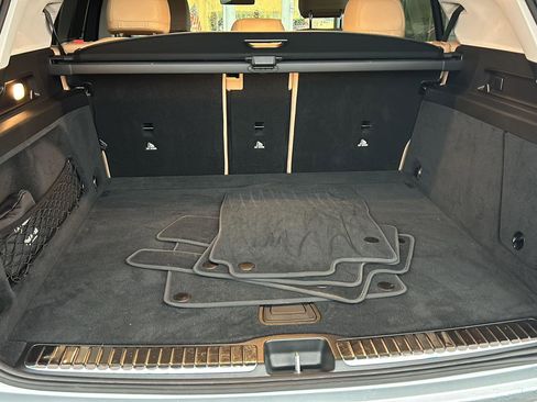Used 2025 Mercedes-Benz GLE 350 4MATIC image 8